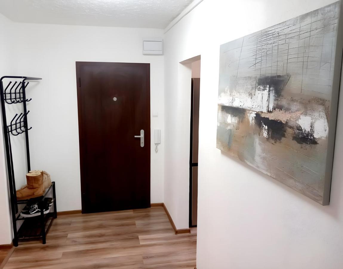 Stylovy Apartman V Samorine Esterno foto